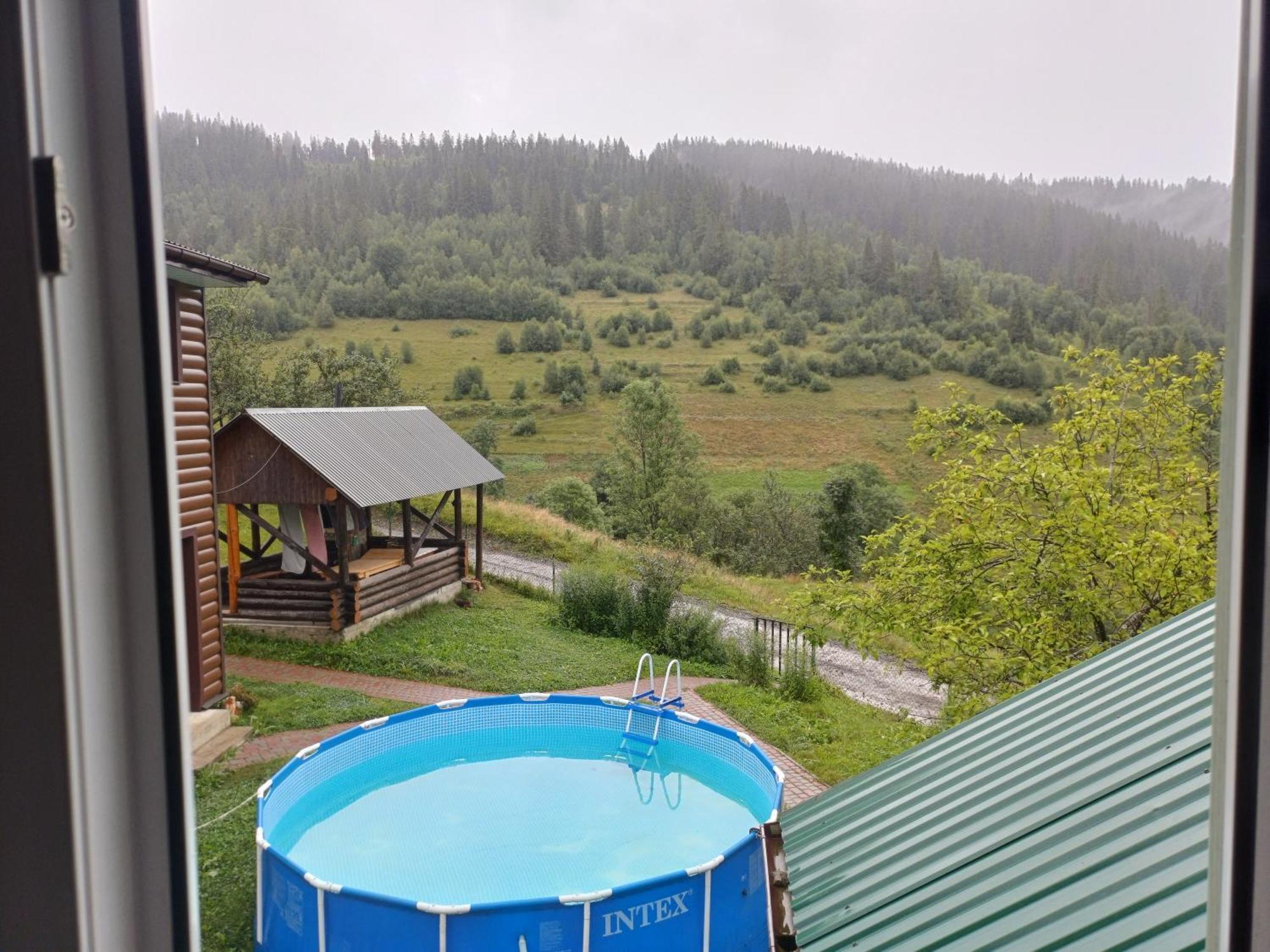 Guest House Panorama Karpat Volosyanka  Extérieur photo