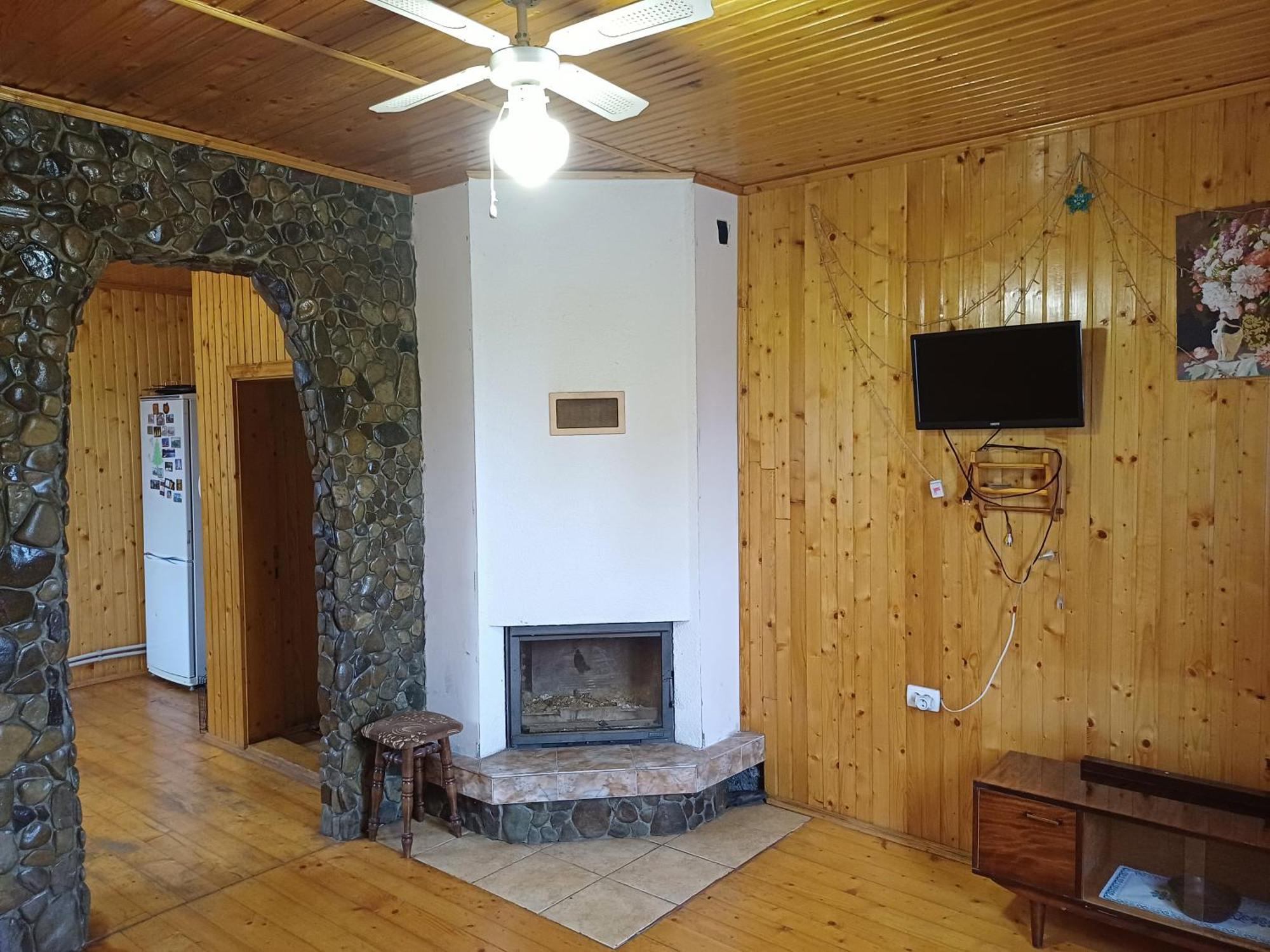 Guest House Panorama Karpat Volosyanka  Extérieur photo
