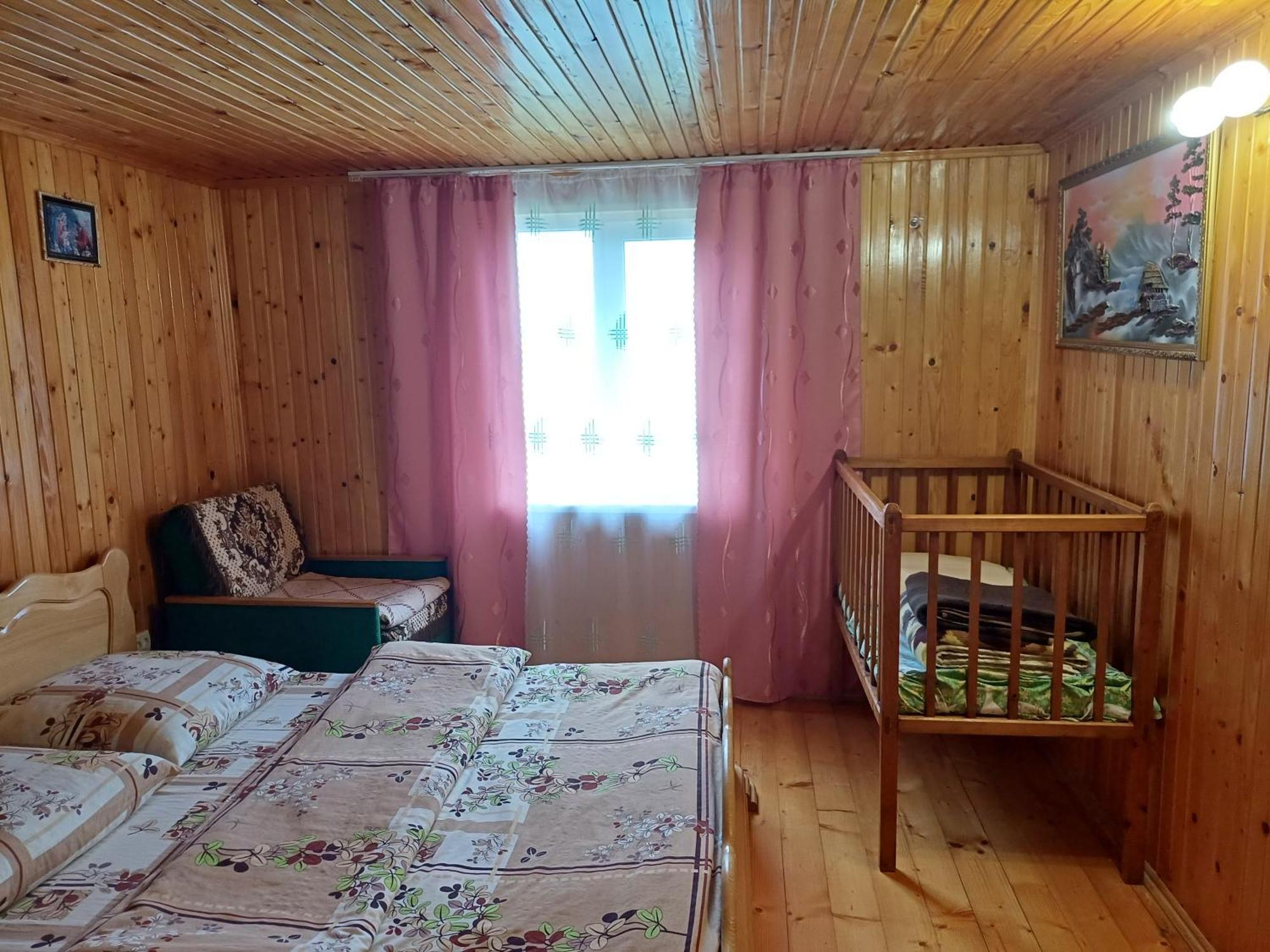 Guest House Panorama Karpat Volosyanka  Extérieur photo