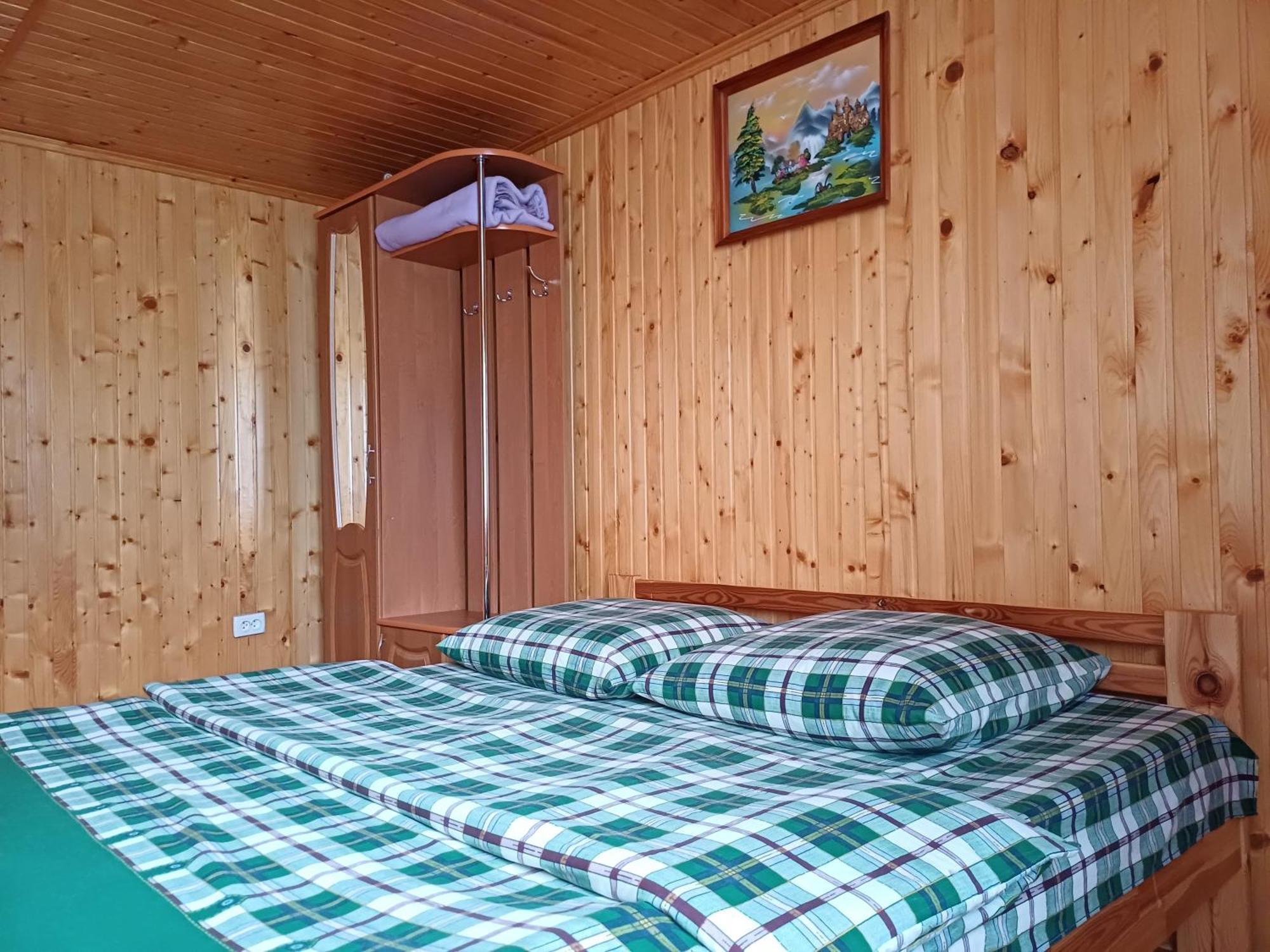 Guest House Panorama Karpat Volosyanka  Extérieur photo